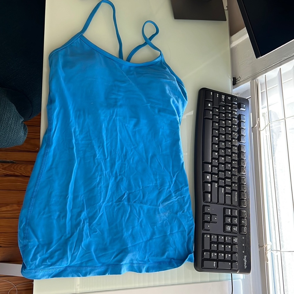 Lululemon tank top! Size 6!